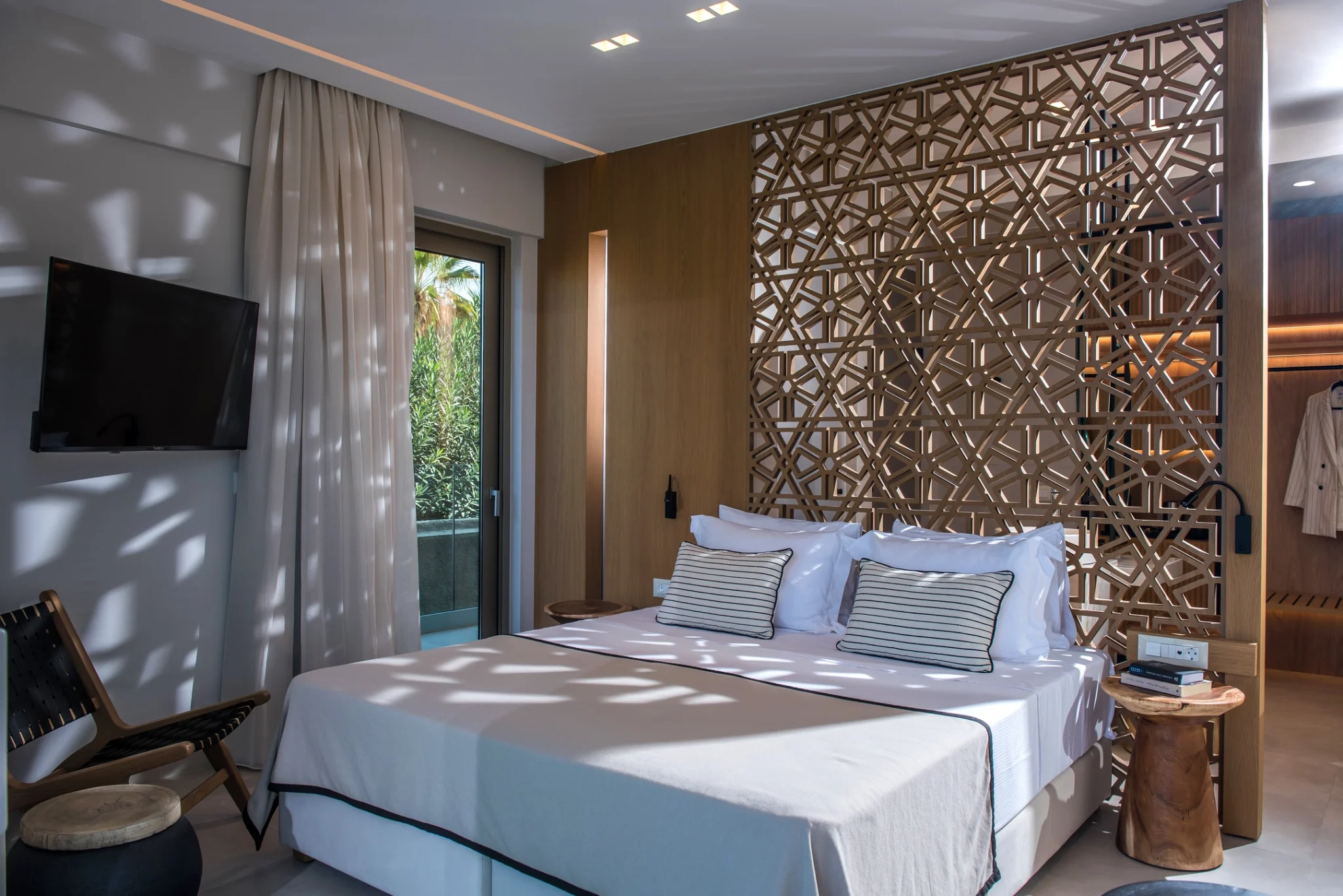 Double room interio with private tarrace